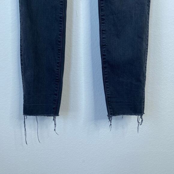 MOTHER The Pixie Ankle Fray Jeans in Not Guilty Washed Black Size 27 Button Fly - Picture 7 of 14